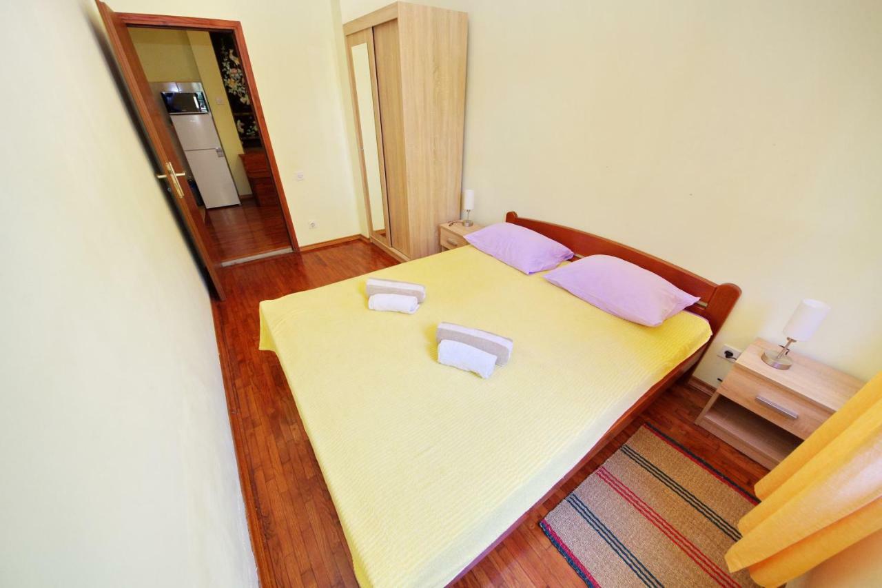 Apartments Eduard วรซี ภายนอก รูปภาพ